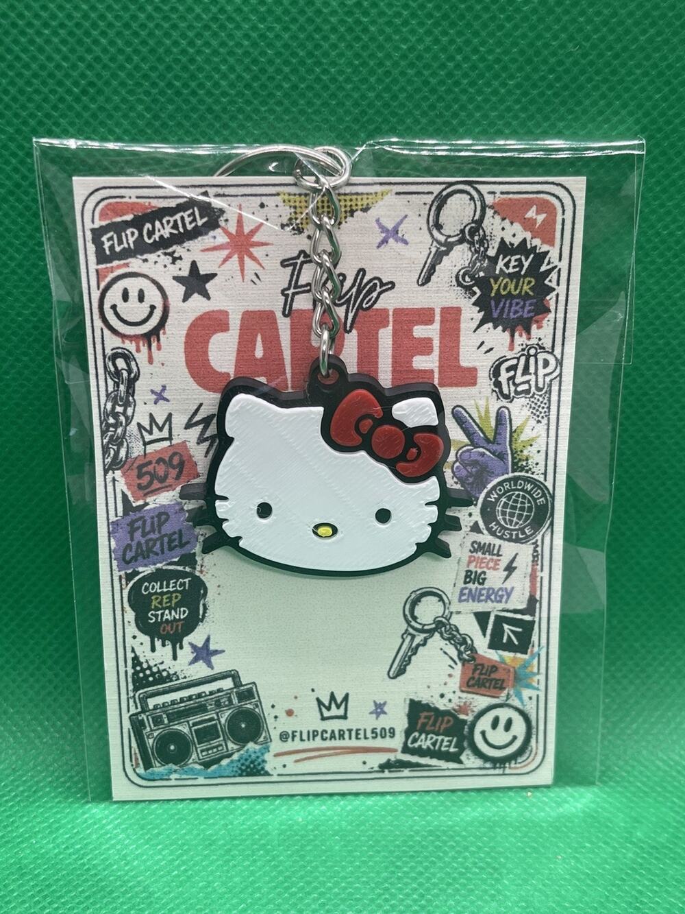 Hello Kitty Keychain Flip cartel